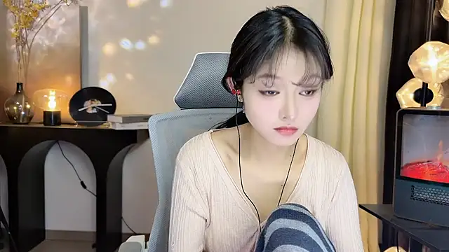 Snapshot of xiaodaibabyy chatting on February 4, 4:29 pm xiaodaibabyy online show from February 4, 4:29 pm