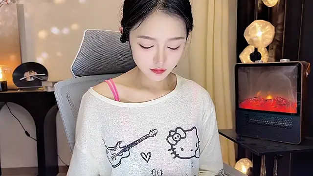 Snapshot of xiaodaibabyy chatting on February 11, 4:56 pm xiaodaibabyy online show from February 11, 4:56 pm