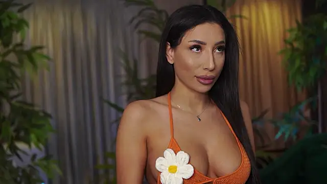 GinaValentinna online show from March 15, 8:05 pm