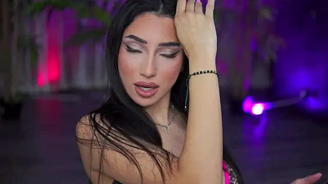 GinaValentinna online show from October 30, 7:44 pm