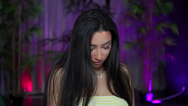 GinaValentinna online show from October 21, 7:02 pm