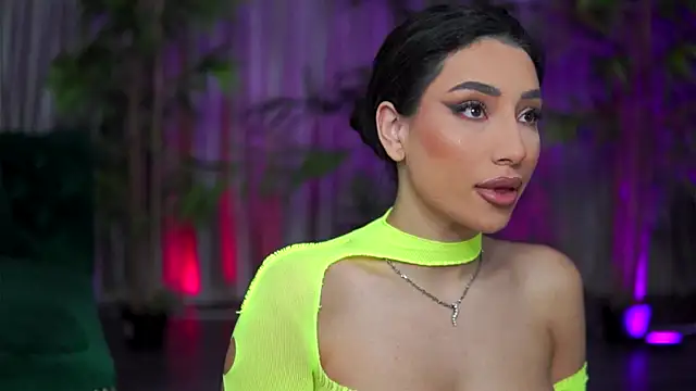 GinaValentinna online show from October 19, 7:05 pm