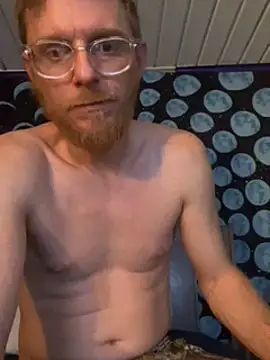 luv2cum7491 online show from December 25, 12:47 pm