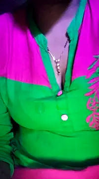 Snapshot of lovelyruhi chatting on January 12, 6:16 pm lovelyruhi online show from January 12, 6:16 pm