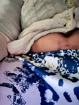 Snapshot of lovelyruhi chatting on December 18, 9:36 am lovelyruhi online show from December 18, 9:36 am