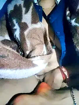 Snapshot of lovelyruhi chatting on December 26, 6:33 pm lovelyruhi online show from December 26, 6:33 pm