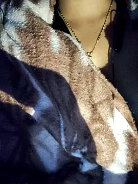 Snapshot of lovelyruhi chatting on December 27, 7:35 pm lovelyruhi online show from December 27, 7:35 pm