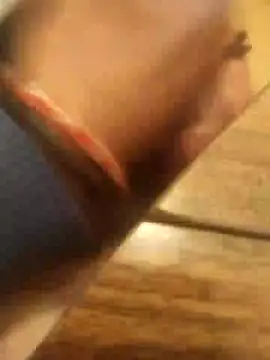 Snapshot of oliveirinhafotografo chatting on January 11, 9:36 pm oliveirinhafotografo online show from January 11, 9:36 pm