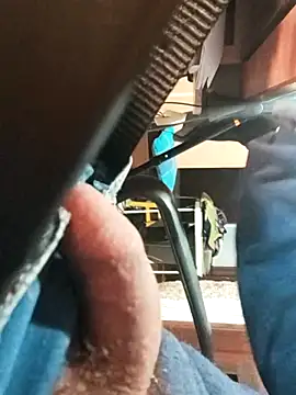 Snapshot of oliveirinhafotografo chatting on December 2, 10:55 pm oliveirinhafotografo online show from December 2, 10:55 pm