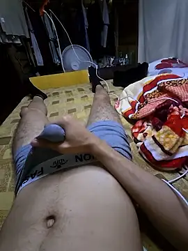 Snapshot of jose5320_20 chatting on January 13, 4:33 pm jose5320 20 online show from January 13, 4:33 pm