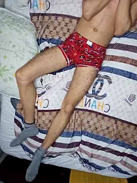 Snapshot of jose5320_20 chatting on January 6, 12:36 am jose5320 20 online show from January 6, 12:36 am