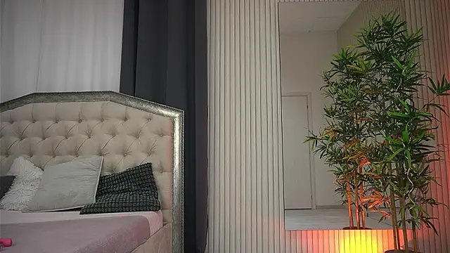 KatelynSparks online show from February 20, 6:59 am