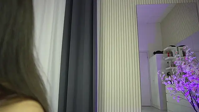 KatelynSparks online show from June 20, 4:28 am