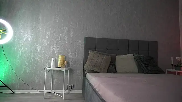 KatelynSparks online show from November 20, 6:47 am