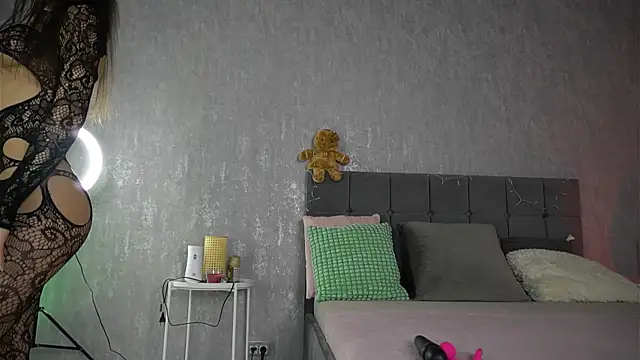 KatelynSparks online show from December 15, 7:03 am