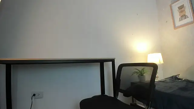 Caroline dh online show from February 13, 11:43 am