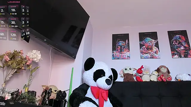 Carlasxdreams online show from April 12, 10:24 pm