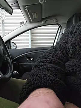 Snapshot of Ibag01 chatting on February 12, 12:05 pm Ibag01 online show from February 12, 12:05 pm