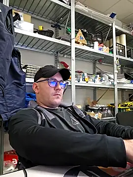 Ibag01 online show from October 6, 12:39 pm