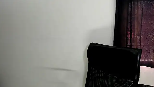 Snapshot of AbrahanBratz chatting on January 9, 6:04 pm AbrahanBratz online show from January 9, 6:04 pm