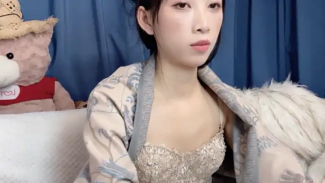 Lili-2 online show from March 2, 4:58 pm