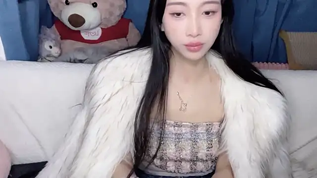 Lili-2 online show from January 31, 7:12 pm