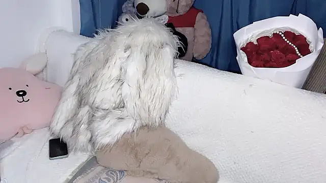 Lili-2 online show from December 20, 2:20 pm