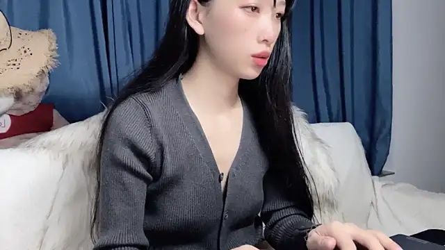 Lili-2 online show from March 14, 6:14 pm