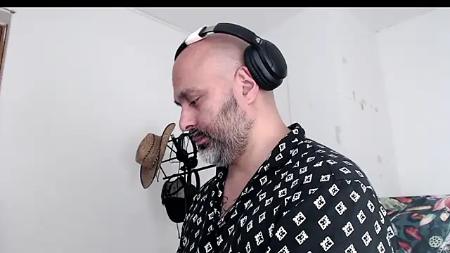 Gabriel Harmant online show from January 8, 6:25 pm