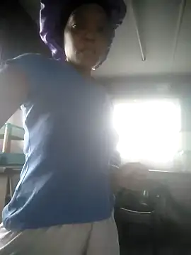 Feathergal69  online show from January 6, 2:14 pm