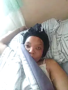 Feathergal69  online show from October 12, 8:37 am