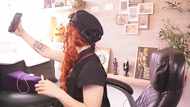 Dear Morgan online show from October 31, 7:32 pm