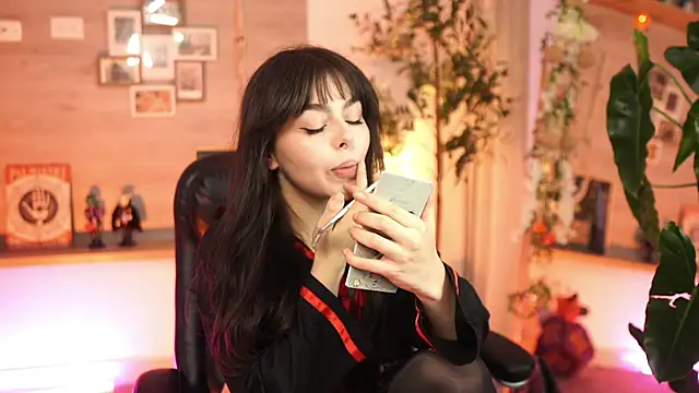 Dear Morgan online show from October 20, 10:43 pm