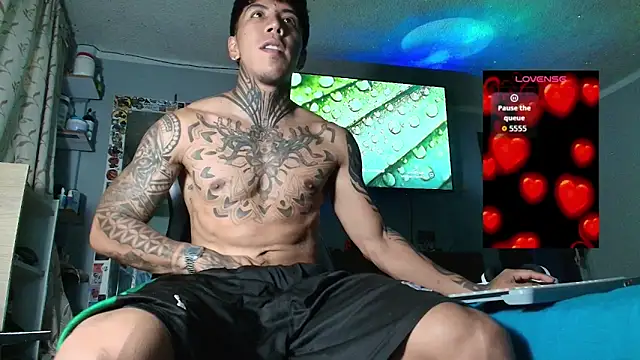 Nickhot0609 online show from February 27, 2:45 am