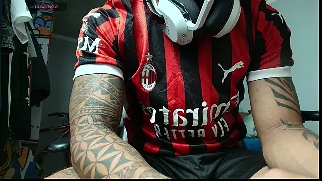 Nickhot0609 online show from November 14, 3:10 am