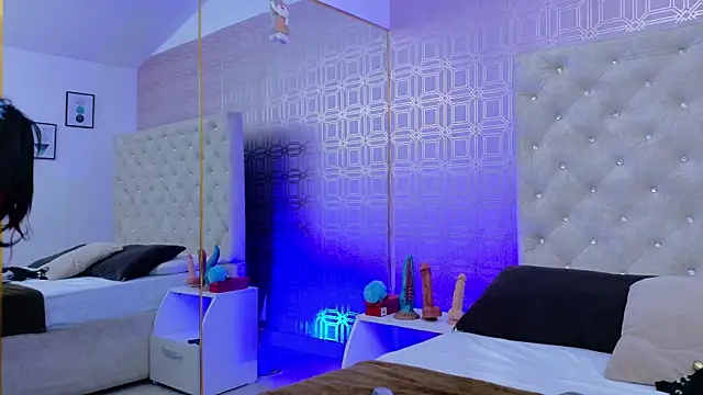 Derieri D online show from January 13, 7:51 pm