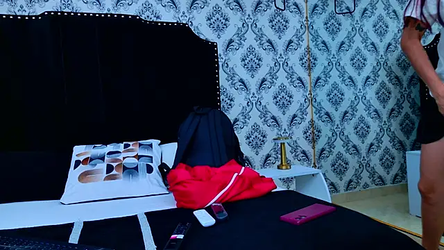 Derieri D online show from March 1, 7:47 pm