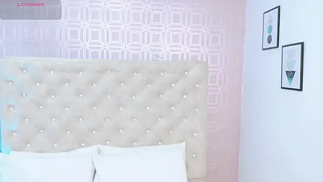 Derieri D online show from October 4, 7:48 pm