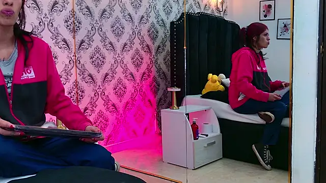 Derieri D online show from February 2, 7:46 pm