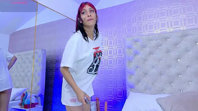 Derieri D online show from October 6, 7:36 pm