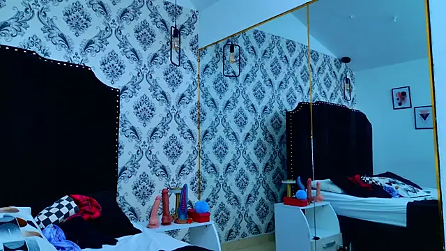 Derieri D online show from February 24, 7:48 pm