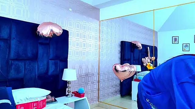 Derieri D online show from February 19, 3:25 am