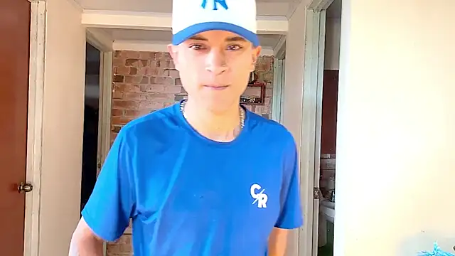 Snapshot of Edward_Milleer chatting on February 3, 8:03 pm Edward Milleer online show from February 3, 8:03 pm