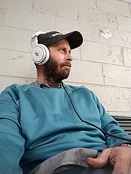 axelongshaft69 online show from March 24, 3:56 pm