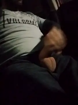 axelongshaft69 online show from December 22, 2:28 am