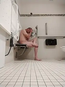 axelongshaft69 online show from February 7, 11:35 pm