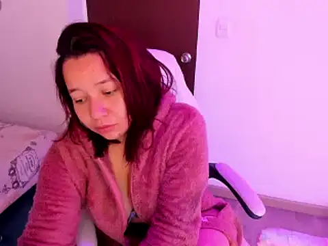 Jhiinny Brownn online show from March 13, 12:13 pm