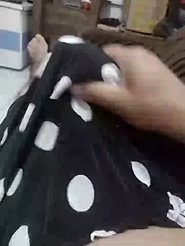 Snapshot of Malubrotudo chatting on February 23, 10:31 pm Malubrotudo online show from February 23, 10:31 pm