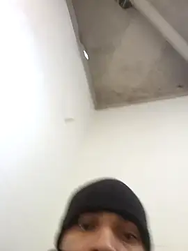 Snapshot of Malubrotudo chatting on September 28, 10:22 am Malubrotudo online show from September 28, 10:22 am