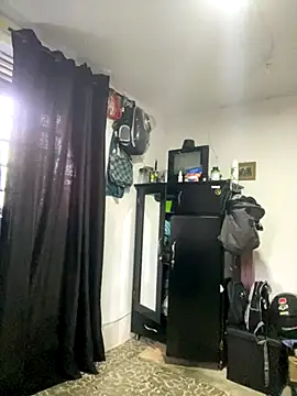 Jestebanano online show from December 21, 1:13 pm